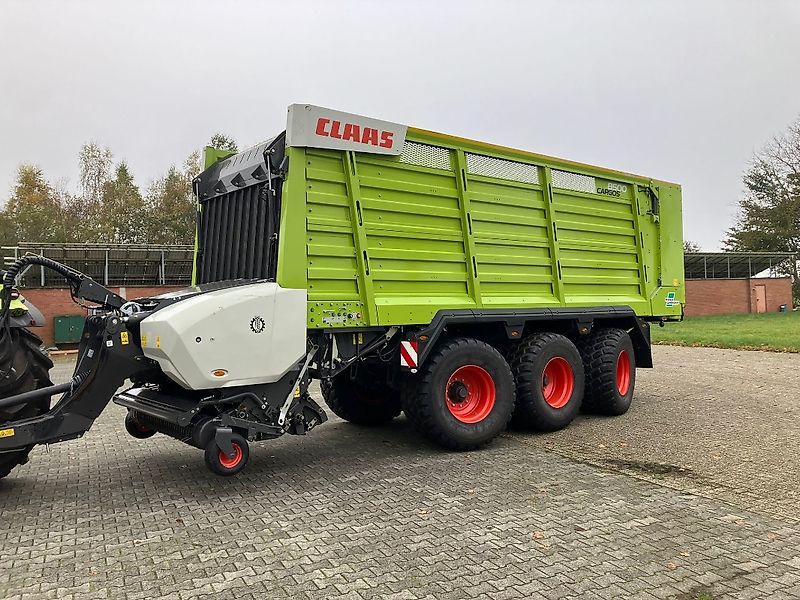 Claas Cargos 8500 Tridem