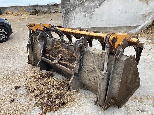 Hekamp pelikaanbak 250 merlo aans