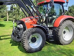 Case MX120 Traktor mit Frontlader
