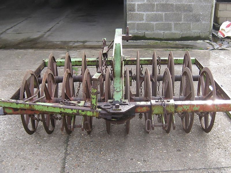 Dowdeswell/Tigges 9 10