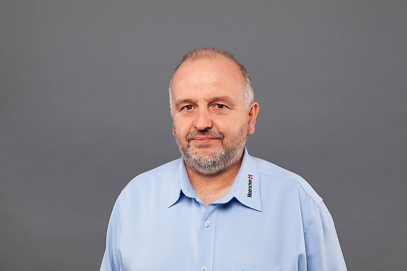 Persona de contacto Sr. Axel Schandorff-Rosenbrock